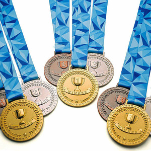 Vente en gros d'usine de médailles sportives modernes Médaille d'honneur en aluminium personnalisée Or Argent Bronze <span class=keywords><strong>Jeux</strong></span> de gymnastique Médailles d'affichage gravées - Product Image 4