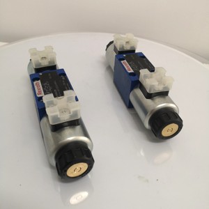 4WE6J62/EG24N9K4 R900561288 Solénoïde directionnel en stock - Product Image 4