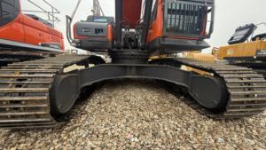 Excavadora Usada Doosan 300LC-9C, 30 Toneladas, Marca Coreana Original, Recién Llegada, Alta Calidad, con Certificación CE y EPA, en Venta - Product Image 5