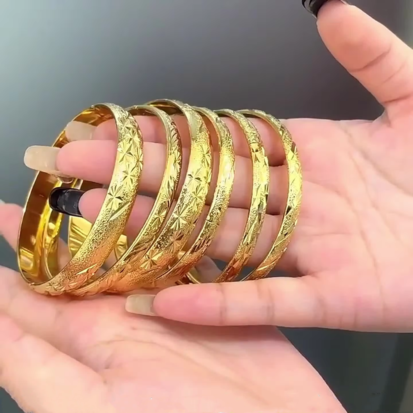 Dubai Malabar Bangles Models Malabar Gold Bangles Models 2025