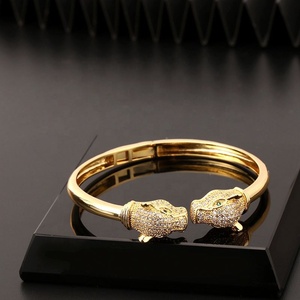Designer Luxury Factory Price Newest Gold Plated En Zircone Cubique All Match Bridal Fashion Jewelry Bracelets <b>Bangles</b> for Women - Product Image 4