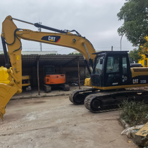 Pompe pour pelle hydraulique sur chenilles 313GC, poids opérationnel 12 tonnes, moteur Cummins, modèle 2023, capacité de la benne 1,7 m³ - Product Image 1