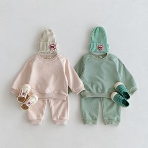 Bebê Menino e Menina Roupas <span class=keywords><strong>Set</strong></span> Outono 2025 Novas Crianças Algodão Confortável Cor Sólida Casual <span class=keywords><strong>Baby</strong></span> Ternos - Product Image 2