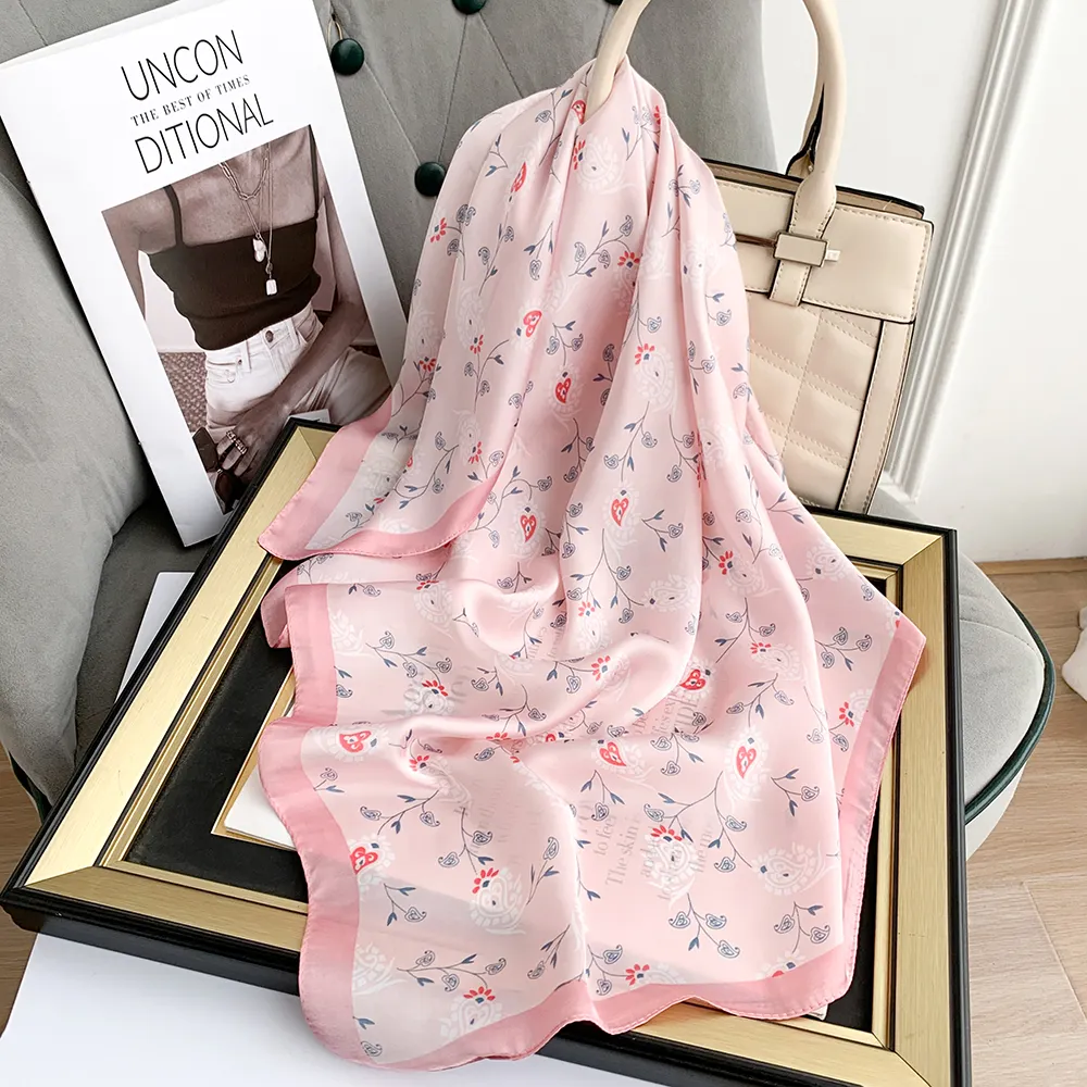 Wholesale 2024 Custom Silk Scarves Designer Floral Printed 70*70cm Letter Polyester Satin Scarf for Women Stylish