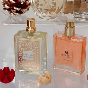 Colonia en Spray para Hombre con Aroma Amaderado de 30 ml, Bajo MOQ, Ecológica, Natural, de Larga Duración y Alta Calidad, EDP - Product Image 2