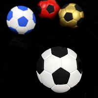 Diffuseur de parfum pour voiture en forme de ballon de football fait à la main avec plusieurs motifs de couleurs et désodorisant en plâtre de football réutilisable