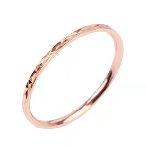 แหวนกันน้ำไม่หมอง 14k 18k ชุบทอง PVD แฟชั่น แหวนนิ้วก้อยสแตนเลส 316L สำหรับผู้หญิง - Product Image 6