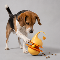 YAOYUE Jouet distributeur de nourriture lente 4-en-1 Roly-Poly avec boule tournante et distributeur de friandises pour chiens et chats, en PP et ABS, design simple
