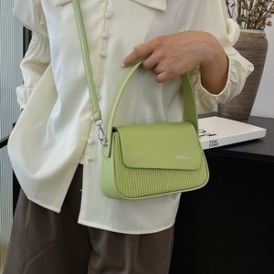 Nouveauté <span class=keywords><strong>sac</strong></span> <span class=keywords><strong>pour</strong></span> femmes 2025 luxe Texture <span class=keywords><strong>large</strong></span> <span class=keywords><strong>bandoulière</strong></span> <span class=keywords><strong>sac</strong></span> carré concepteur mode Simple <span class=keywords><strong>sac</strong></span> à <span class=keywords><strong>bandoulière</strong></span> <span class=keywords><strong>pour</strong></span> dames - Product Image 2