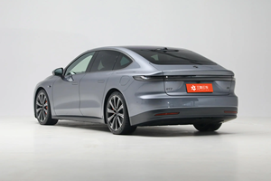 <span class=keywords><strong>NIO</strong></span> <span class=keywords><strong>ET7</strong></span> Executive Signature Edition 2024 <span class=keywords><strong>100</strong></span> <span class=keywords><strong>kWh</strong></span> 665 km NEDC 480 kW Berline intermédiaire BEV - Product Image 4