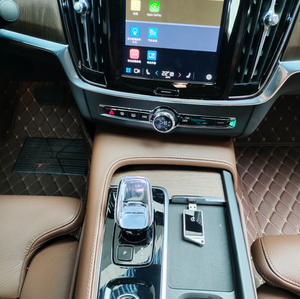 อะแดปเตอร์ <span class=keywords><strong>CarPlay</strong></span> ไร้สายรองรับระบบ <span class=keywords><strong>iPhone</strong></span> 15 14 <span class=keywords><strong>13</strong></span> 12 11 <span class=keywords><strong>PRO</strong></span> <span class=keywords><strong>MAX</strong></span> และ iOS 17 - Product Image 1