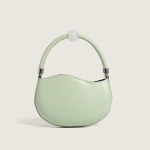 Nouvelle mode petit sac à main personnalisé pour femme sac <span class=keywords><strong>de</strong></span> niche sac à main en cuir PU <span class=keywords><strong>de</strong></span> couleur pure avec fermeture éclair sac à bandoulière unique - Product Image 3