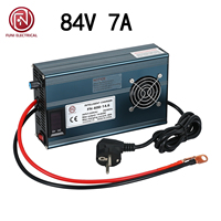 Chargeur de batterie au lithium avec puissance réglable et sortie de 600 W à 84 V avec courant de 7 A.