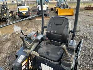 Miniexcavadora Usada Hitachi ZX17 de 1.8 Toneladas con Motor Isuzu, Bomba Hidráulica y Motor - Alta Eficiencia en Oferta - Product Image 5