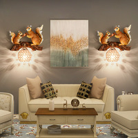 Applique Murale de Luxe en Verre Forme Ronde Postmoderne pour Salon, Couloir, Chambre à Coucher, Chevet – Éclairage Décoratif LED – Applique Murale Écureuil
