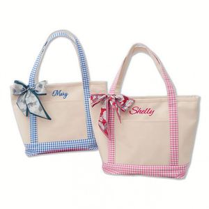 Sac fourre-tout en toile personnalisé, sac cadeau pour demoiselle d'honneur, sac à main brodé avec nom pour la plage, les voyages, les cadeaux de mariage - Product Image 1