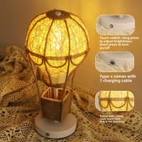 Lampe de table créative en rotin en forme de montgolfière, veilleuse pour chambre d'enfant, lumière chaude LED à intensité variable, alimentée par piles