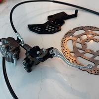 Système de frein arrière à double piston haute performance en aluminium CNC KYZ pour la modification/amélioration des motos tout-terrain Surron