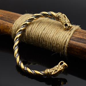 Bracelet Dragon <span class=keywords><strong>Viking</strong></span> en acier inoxydable pour homme, bijou païen Odin <span class=keywords><strong>du</strong></span> <span class=keywords><strong>dieu</strong></span> nordique, nouveauté 2022 - Product Image 5