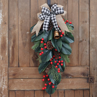 Karangan Bunga Natal, Cincin Bunga, Hiasan Buah Pinus dan Berry, Simulasi Buah Merah, Daun Magnolia, Pita Goni, Lonceng Jingle