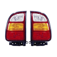 Lampu Belakang 4x4 untuk Toyota Rav4 1998 1999 2000 Lampu Sein Belakang Mundur Rem Stop Lampu Belakang Mobil