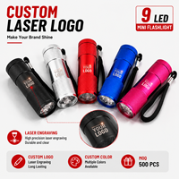 Mini lampe torche à 9 LED, lampe de poche portable, alimentée par piles, logo personnalisé, cadeau promotionnel
