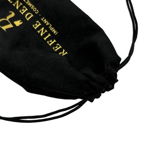 Pochette en velours pour kit <span class=keywords><strong>dentaire</strong></span> noir avec logo personnalisé, pour brosse à dents - Product Image 3