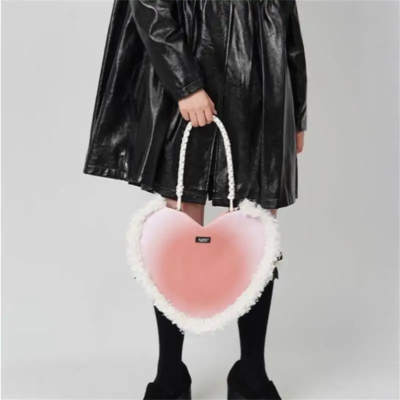 ファッションファー財布バッグデザイナーレディかわいいカスタムピンクファジーハート型財布ハンドバッグ