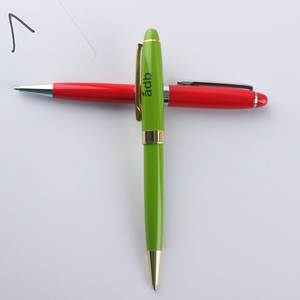 Bolígrafo Metálico Giratorio de Múltiples Colores al por Mayor, Bolígrafo de Regalo Publicitario para Logotipo Personalizado, Recarga de Bolígrafo para Hotel - Product Image 2