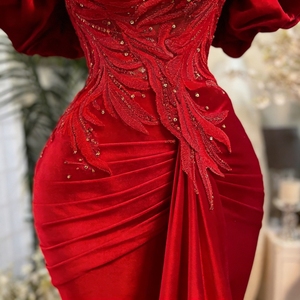 Abito da Sera Elegante <span class=keywords><strong>Rosso</strong></span> di Lusso con Applicazioni in Pizzo e Perline, Collo Trasparente in <span class=keywords><strong>Velluto</strong></span>, <span class=keywords><strong>Vestito</strong></span> Formale da Cerimonia Stile Sirena - Product Image 6