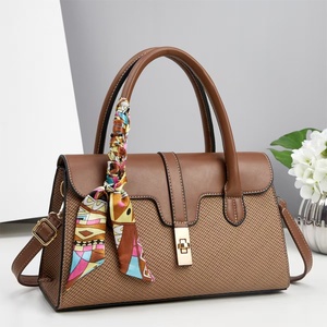 New Arrival <strong>Office</strong> Ladies Handbag | Structured Shoulder <strong>Bag</strong> Wholesale with Gold Lock Clasp Fashion <strong>Bag</strong> <strong>for</strong> <strong>Woman</strong> - Product Image 6
