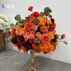 LEDA - Ramo de Flores de Alta Calidad de 60 cm con Flores de Color Naranja para Decoración de Eventos - Product Image 3