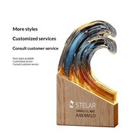 Trophée de récompense d'entreprise élégant et personnalisé en bois de hêtre gravé au laser avec glaçure de cristal haut de gamme Creative Wave pour équipe d'employés et courses sportives