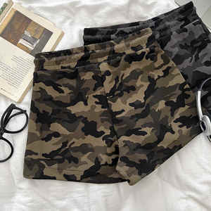 2025 verano moda tendencia nuevos pantalones cortos de camuflaje mujeres Y2K Streetwear cintura alta Slim Spice Girls una pierna ancha Joker pantalones Casuales - Product Image 4