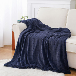 Couverture douce en <span class=keywords><strong>fausse</strong></span> <span class=keywords><strong>fourrure</strong></span> de lapin <span class=keywords><strong>bleu</strong></span> <span class=keywords><strong>marine</strong></span>, 50x70 pouces - Product Image 6