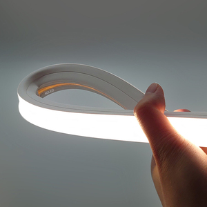 TUV <span class=keywords><strong>CE</strong></span> thông qua 20*20mm Neon Dải DC24V ip65waterproof 2835smd 55.55mm cuttable <span class=keywords><strong>Led</strong></span> Neon Dải 2700K ấm linh hoạt <span class=keywords><strong>Led</strong></span> Neon ánh sáng - Product Image 1