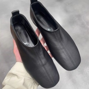 รองเท้าสไตล์เกาหลีแบบสวม รุ่นปี 2026 ทรงหัวเหลี่ยม ดีไซน์เรโทร  ใส่ได้หลากหลายโอกาส รองเท้าลำลองแบบแบนสำหรับผู้หญิง - Product Image 3