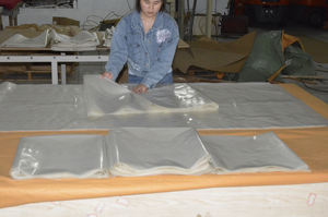 Le vendite calde proteggono dalla polvere e dalla pioggia accettano pellicola di copertura LDPE trasparente di dimensioni e spessore personalizzate - Product Image 4