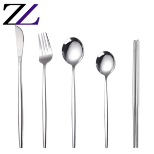 Suministros <span class=keywords><strong>de</strong></span> cafetería <span class=keywords><strong>de</strong></span> Hotel Ayd español, cuchillo <span class=keywords><strong>de</strong></span> queso nórdico, tenedor, cuchara <span class=keywords><strong>de</strong></span> postre, juego <span class=keywords><strong>de</strong></span> cubiertos <span class=keywords><strong>de</strong></span> acero inoxidable plateado y dorado Mental - Product Image 1