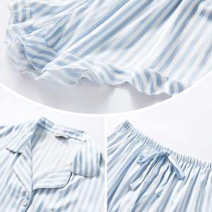 <span class=keywords><strong>Pigiama</strong></span> in Raso di Seta a Righe per <span class=keywords><strong>Donna</strong></span>, 2 Pezzi, <span class=keywords><strong>con</strong></span> Colletto a Volant, <span class=keywords><strong>Bottoni</strong></span>, Maniche Corte, Pantaloncini e Chiusura <span class=keywords><strong>con</strong></span> Coulisse, Abbigliamento da Casa - Product Image 4