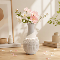 Vases à fleurs sculpturaux blancs mats de style nordique ARM LVG, centre de table, texture tricotée moderne, vase en céramique, contenants floraux