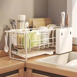 Escurridor de Platos de 2 Niveles para Encimera con Soporte para Cuchillos, Organizador de Tablas de Cortar, Porta Utensilios y <span class=keywords><strong>Bandeja</strong></span> de Drenaje - Product Image 4