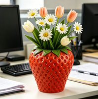 Pot de fleurs créatif en résine en forme de fraise, pot à succulentes, vase de jardin pour la décoration extérieure de balcon