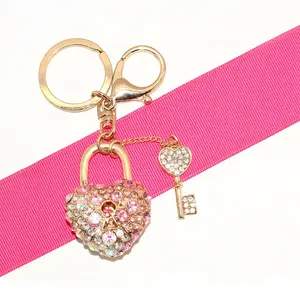 Valentine's Day High Quality Key and Heart Lock Charms Keychain Crystal Rhinestone Keyring For Girl friend Gift