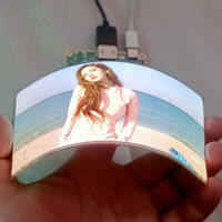 Écran flexible OLED incurvé haute définition et haute luminosité de 6 pouces pour affichage publicitaire robotisé - Chine