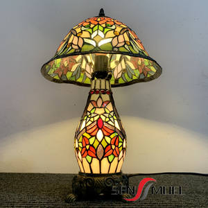 Personnalisation en gros et ventes directes de lampes de table de style <span class=keywords><strong>Tiffany</strong></span> en verre coloré de 12 pouces à bas <span class=keywords><strong>prix</strong></span> de l'usine chinoise - Product Image 4