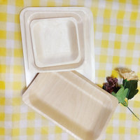 Assiettes jetables en fibre de bois compostables et durables certifiées Plateaux d'apéritif écologiques pour les services de restauration