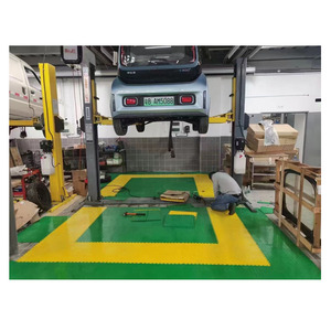 Modern Click Wear Resistant PVC Interlocking Garage Floor Tiles / Waterproof Workshop Vinyl Flooring Mat - Product Image 4