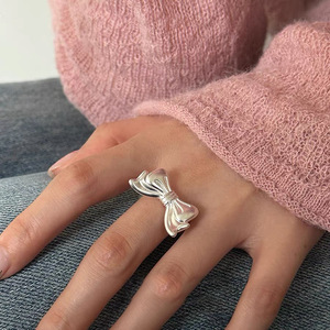 Anillo de plata de ley S925 con lazo para mujer, joyería sencilla y elegante para uso diario - Product Image 4