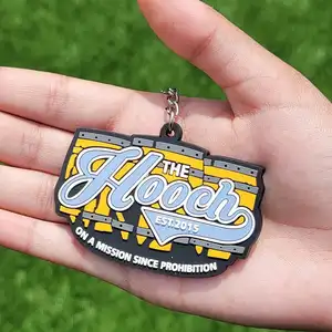 Phổ biến Jersey Keychain mềm PVC Móc chìa khóa quà tặng cho nam giới World Cup bóng đá Keychain Keyring tùy chỉnh